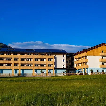 Cooee Alpin Hotel 4*